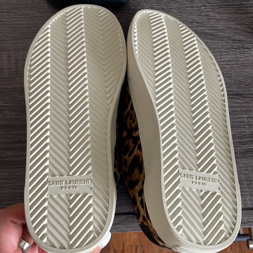 Ysl tennis shoes. - Picture 6 of 10